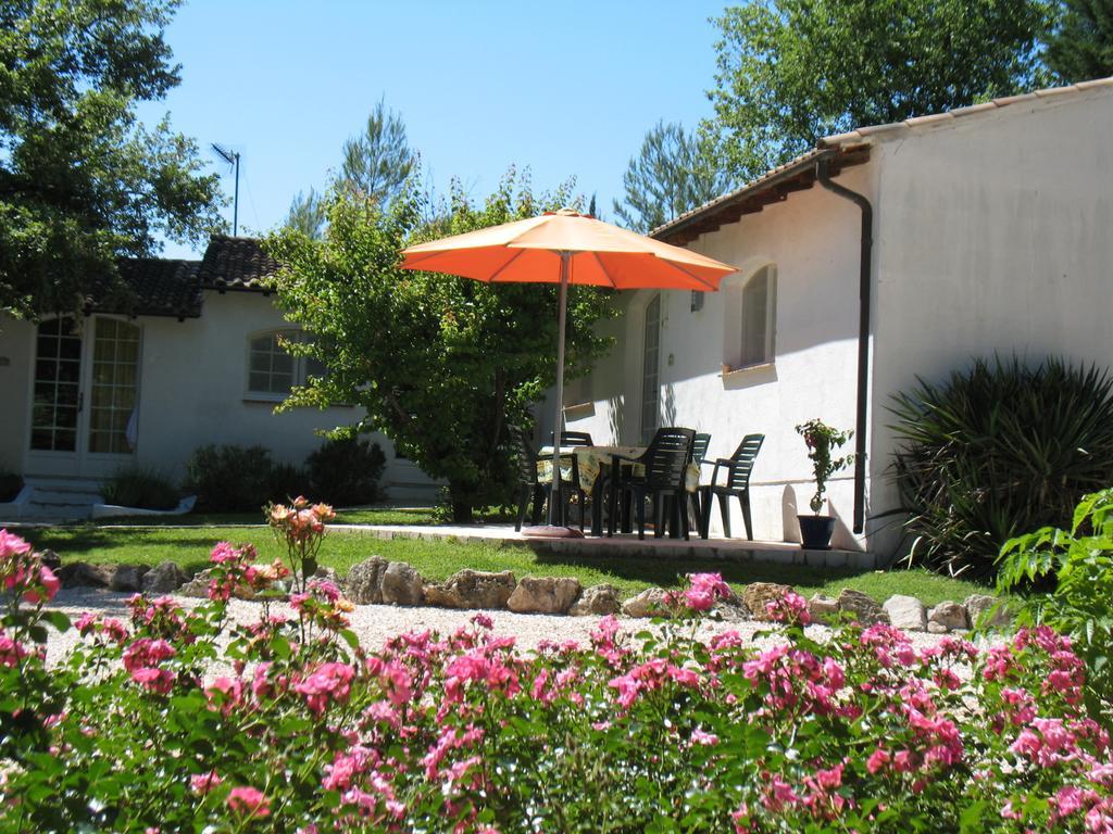 Residence Miro, Gites Avec Piscine Chauffee Et Tennis Les Arcs-sur-Argens Экстерьер фото